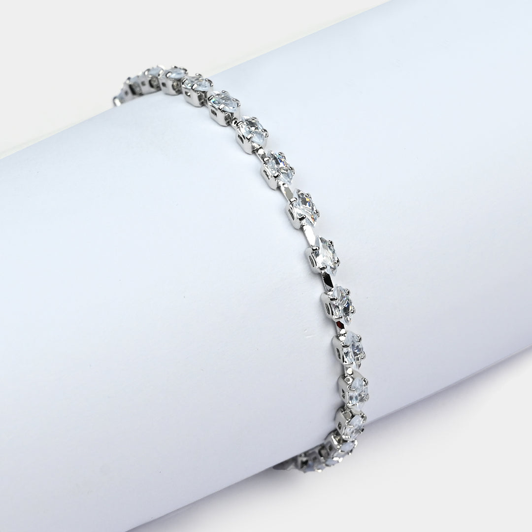 Elegant Fancy Chain Bracelet for Girls