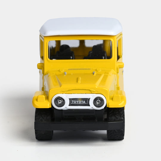 Die-Cast Model Vehicle With Lights & Sound – Pull-Back Action Fun