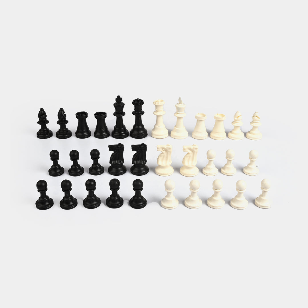 Chess Pieces Set – Classic Black & White