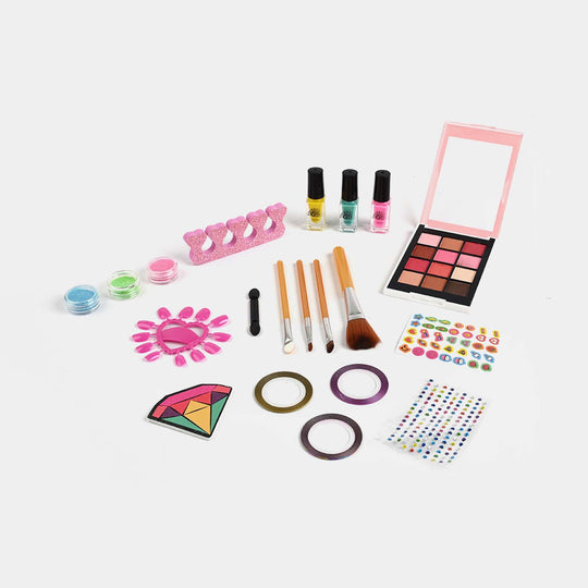Deluxe Nail Art Salon Set – Kids Makeup & Nail Art Kit