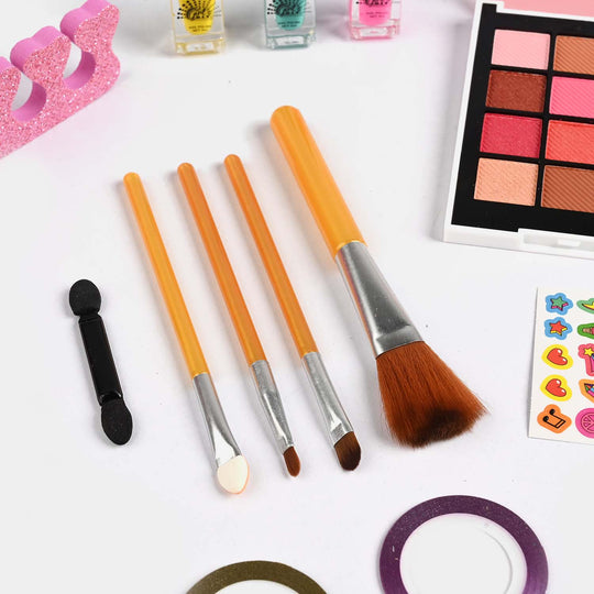 Deluxe Nail Art Salon Set – Kids Makeup & Nail Art Kit