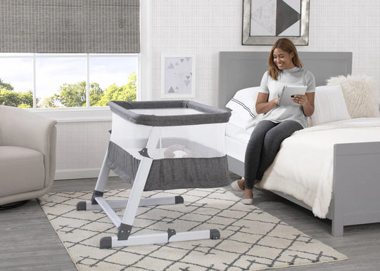 KIDS ROOM 2 GROW BABY CONVERTIBLE BASSINET COT