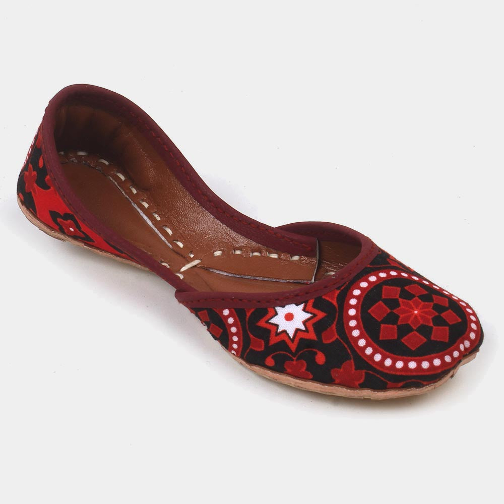 Girls Khussa 70-25 MAROON Price in Pakistan Bachaa Party