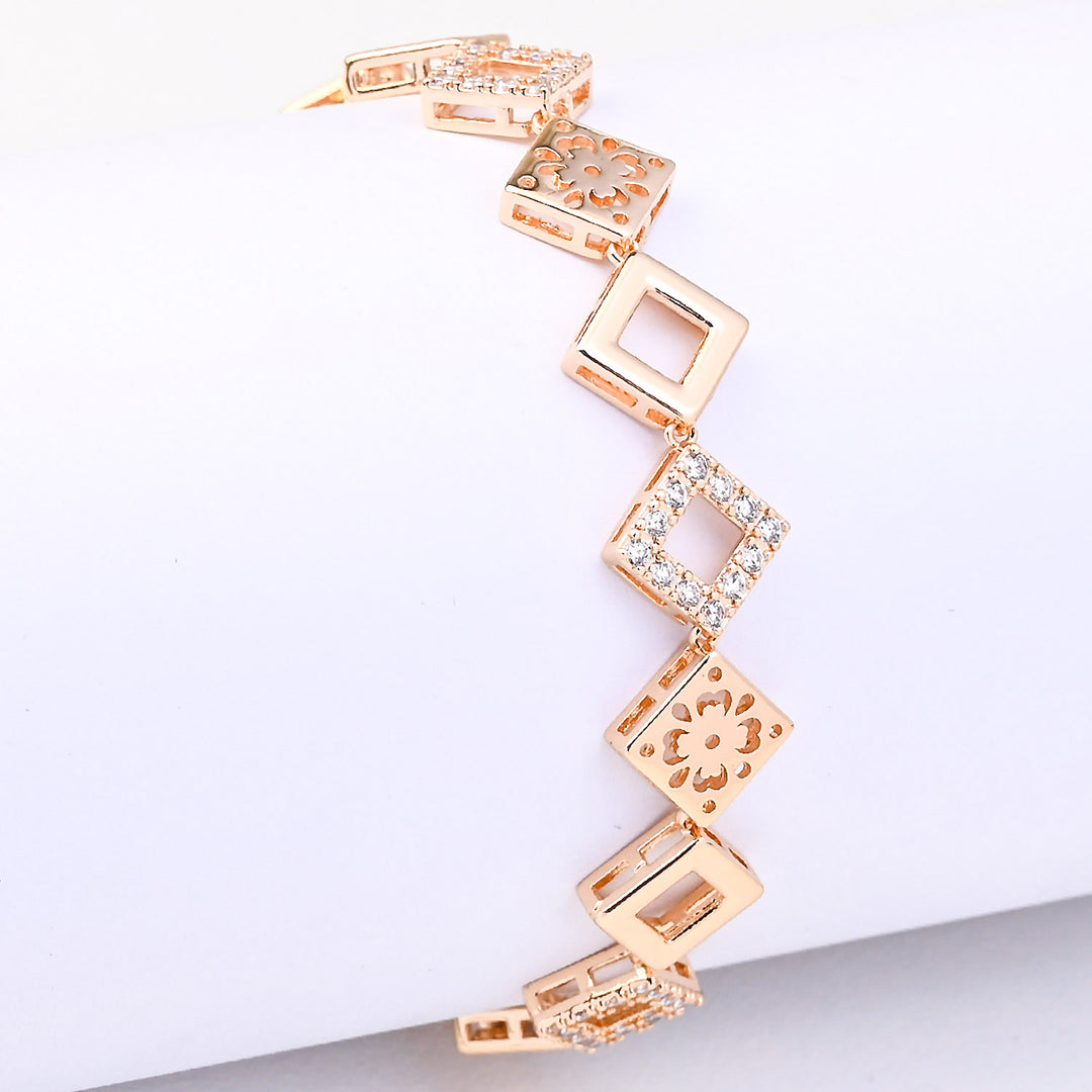 Elegant Fancy Chain bracelet