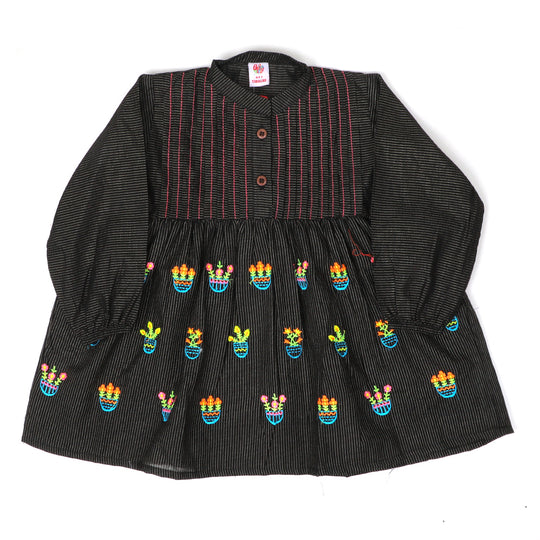 Girls Embroidered Top Flower - Black