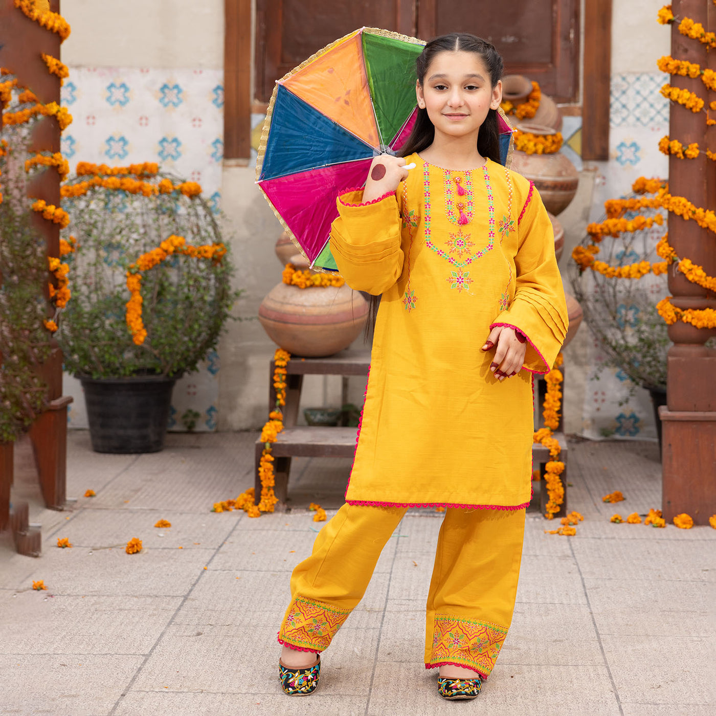 Girls khaddar 2Pc Suit Gulshan- Yellow