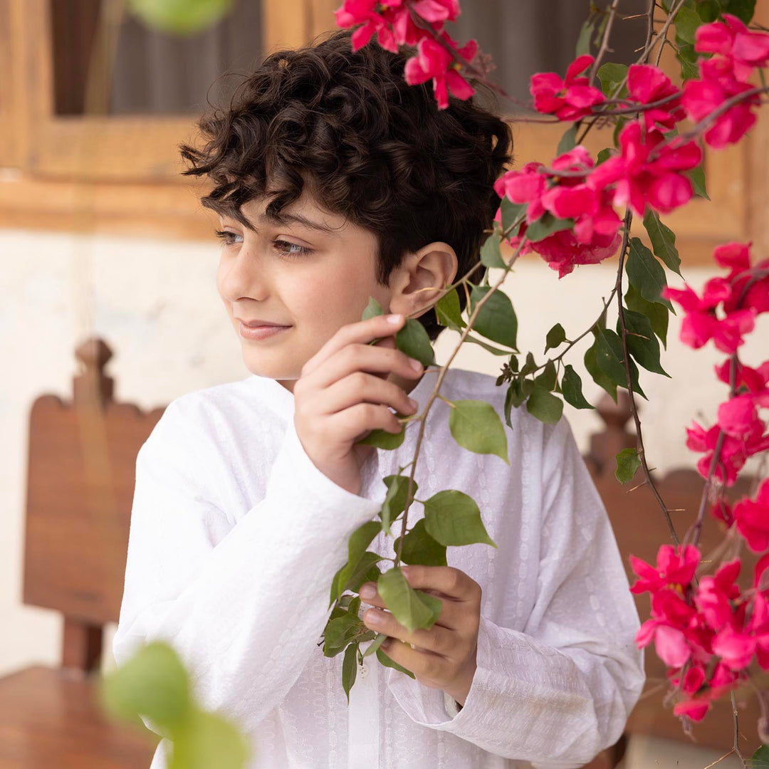 Boys Cotton Kurta Pajama (Chicken Kari) - White