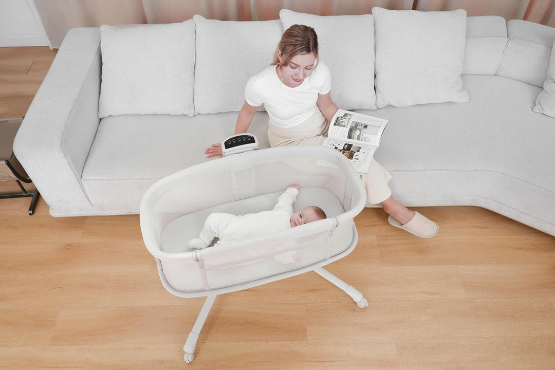 AUTO SWING MASTELA DREAM STARLIGHT BEDSIDE BASSINET 3328