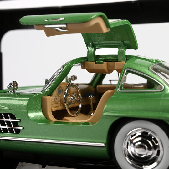 Alloy Die-Cast Model Car (Remote Control Car)
