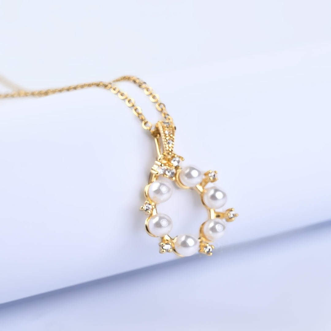 Elegant Fancy Pendant/Necklace for Girls