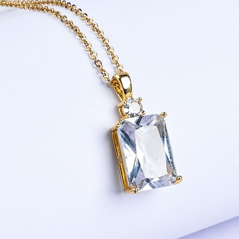Elegant Fancy Pendant/Necklace for Girls