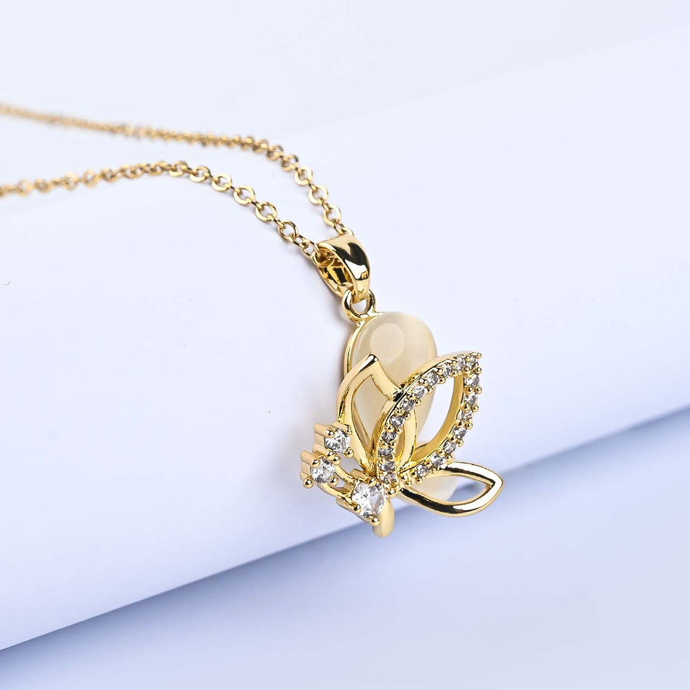 Elegant Fancy Pendant/Necklace for Girls