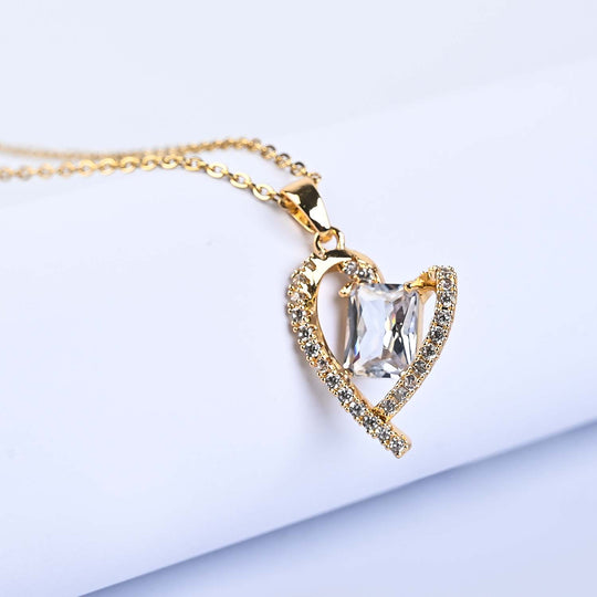 Elegant Fancy Pendant/Necklace for Girls