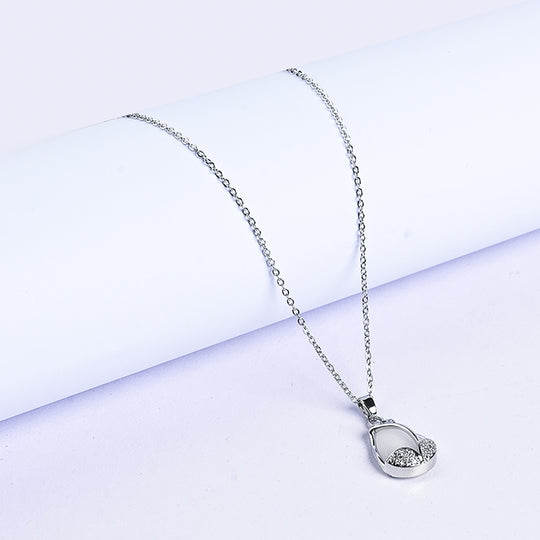 Elegant Fancy Pendant/Necklace for Girls