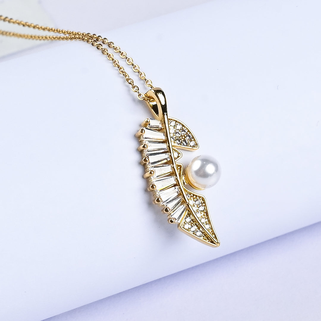 Elegant Fancy Pendant/Necklace for Girls