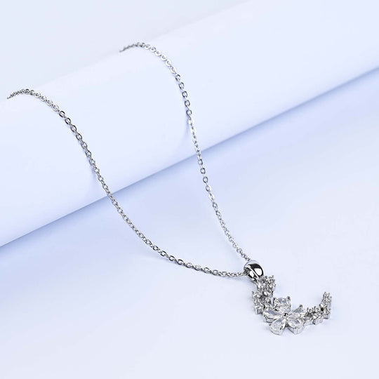 Elegant Fancy Pendant/Necklace for Girls