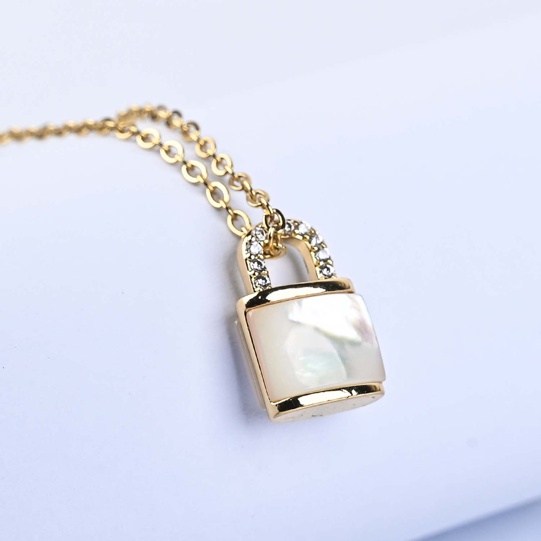 Elegant Fancy Pendant/Necklace for Girls