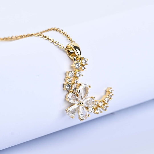 Elegant Fancy Pendant/Necklace for Girls