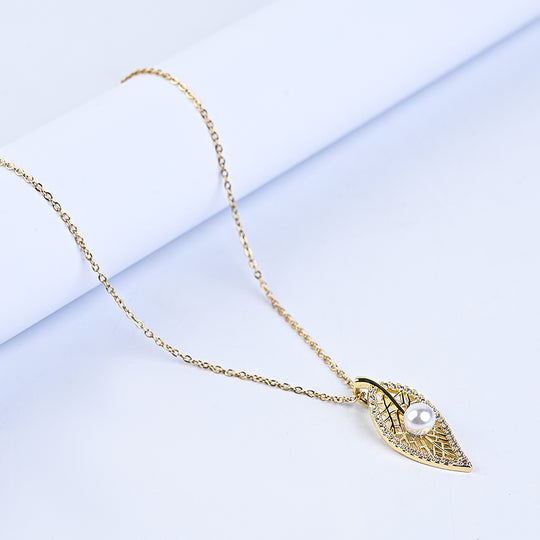 Elegant Fancy Pendant/Necklace for Girls