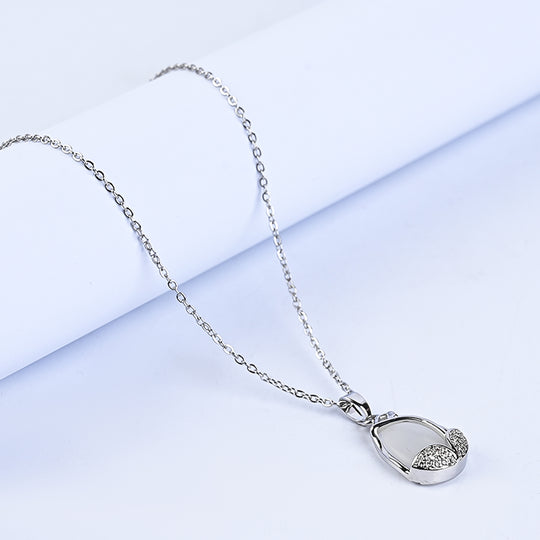 Elegant Fancy Pendant/Necklace for Girls