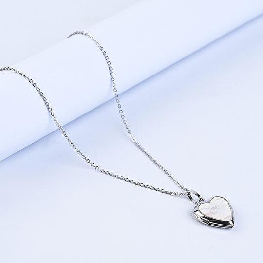 Elegant Fancy Pendant/Necklace for Girls