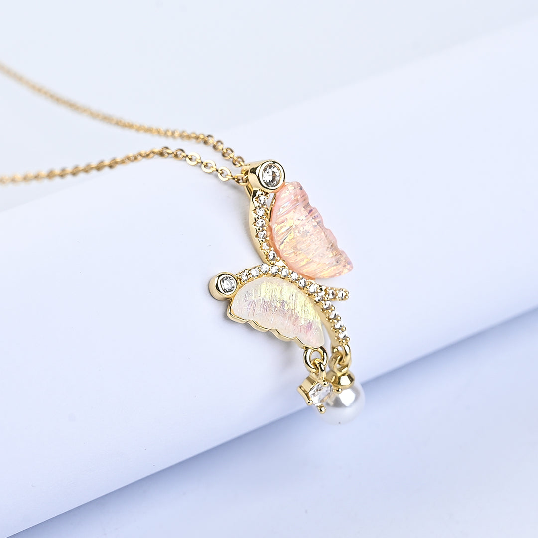 Elegant Fancy Pendant/Necklace for Girls