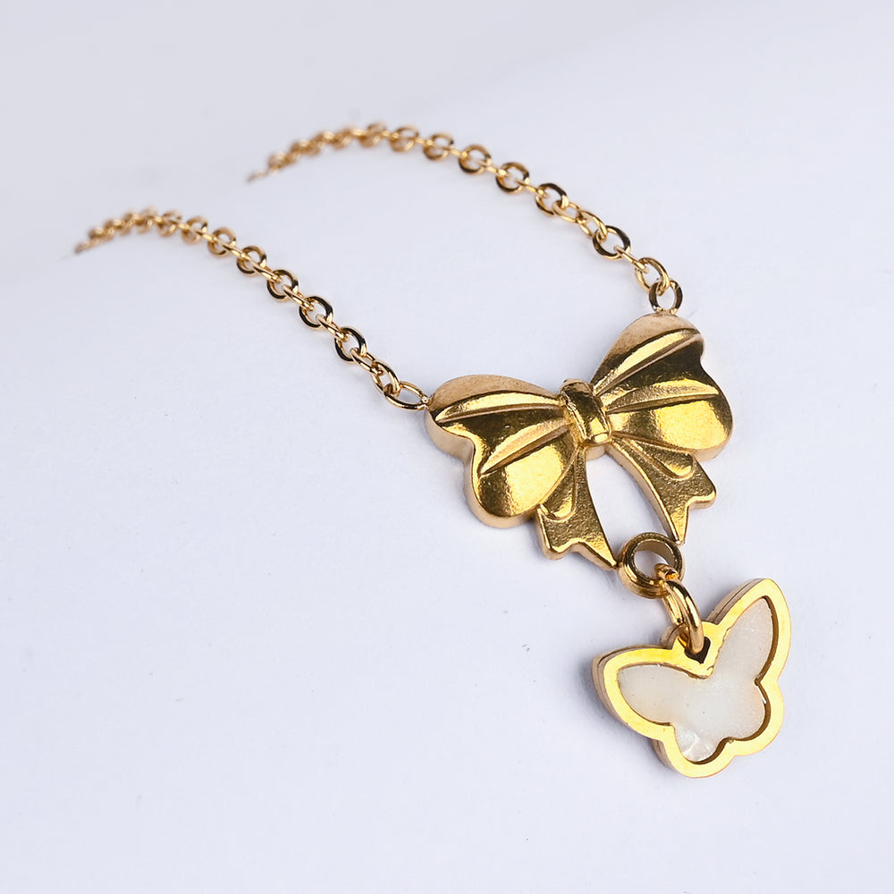 Elegant Fancy Pendant/Necklace For Girls