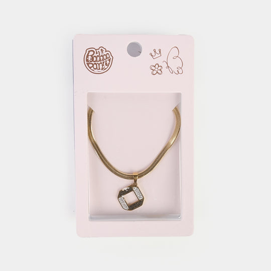 Elegant Pendant Necklace