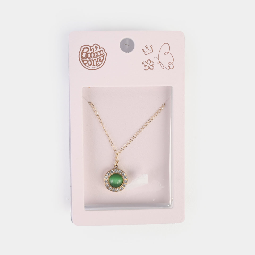Elegant Pendant Necklace