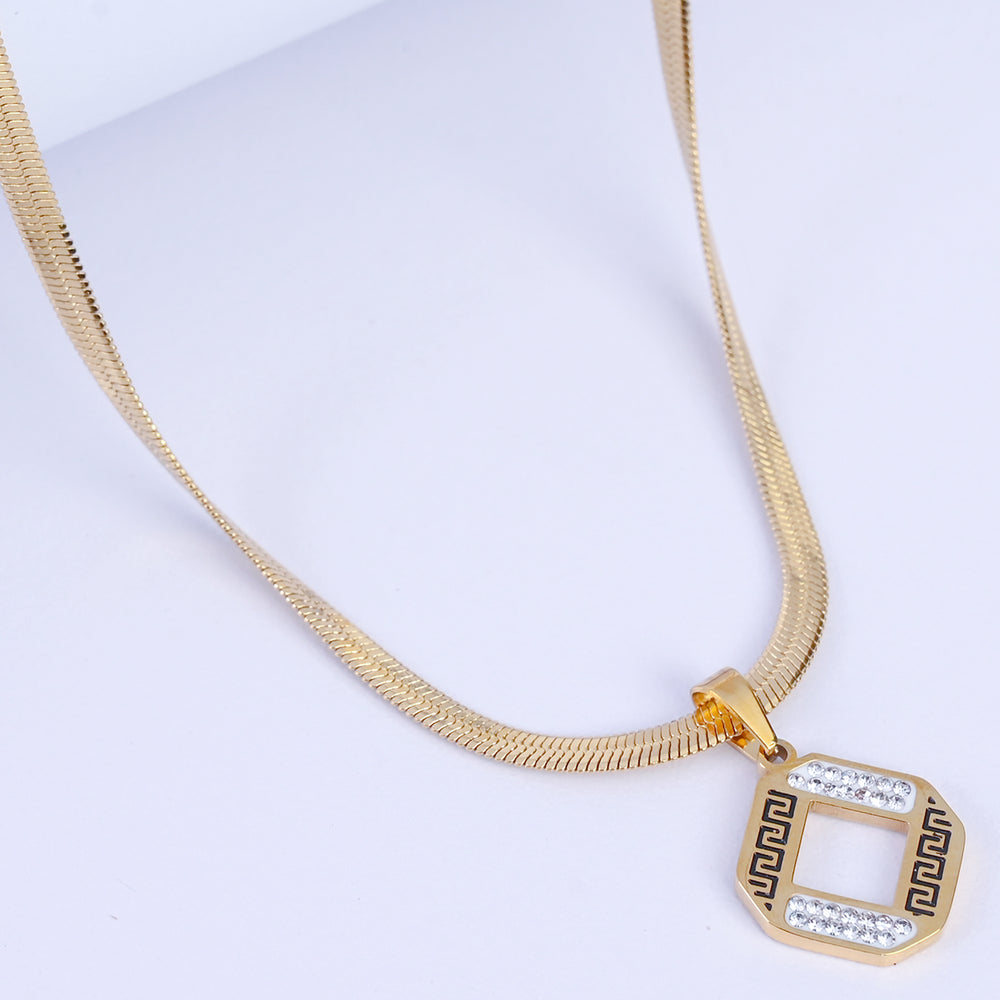 Elegant Pendant Necklace