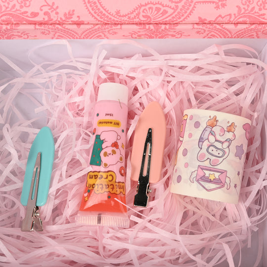 Surprise Gift Set – Playful Treasures in a Carry-Along Box