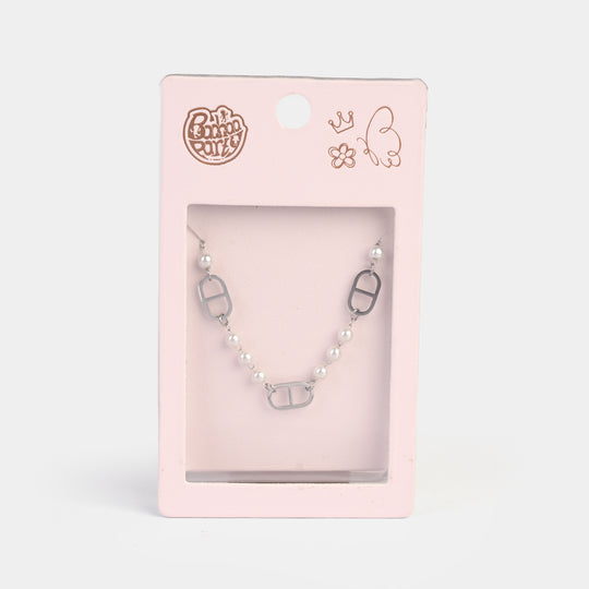 Elegant Pendant Necklace