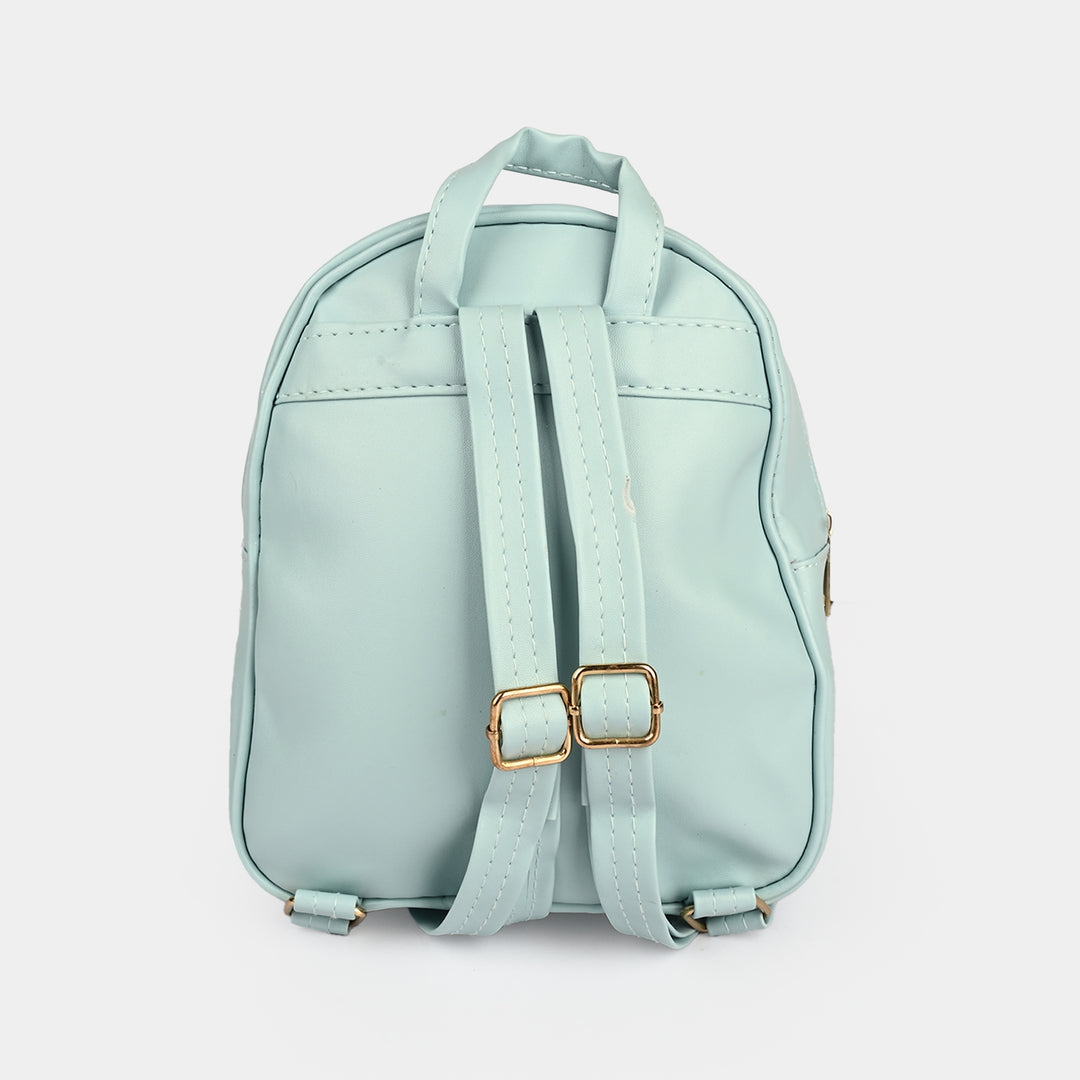 Stylish & Durable Backpack For Everyday Use