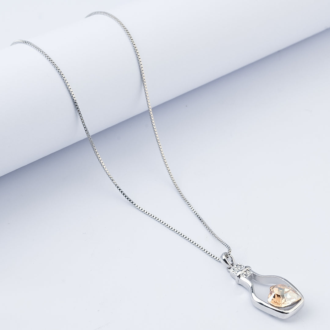 Elegant Pendant Necklace