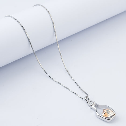 Elegant Pendant Necklace