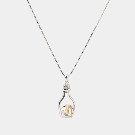 Elegant Pendant Necklace