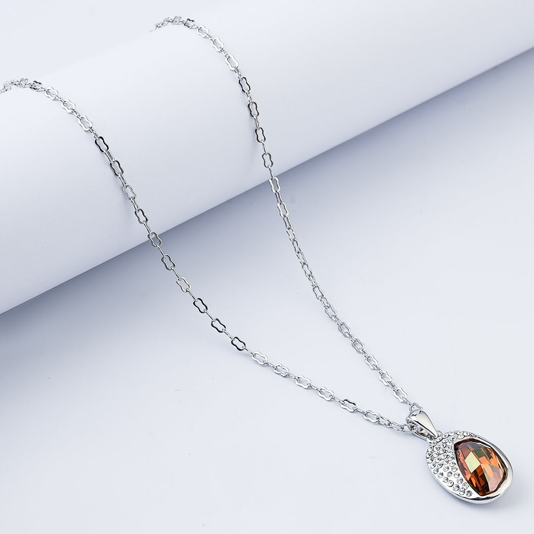 Elegant Pendant Necklace