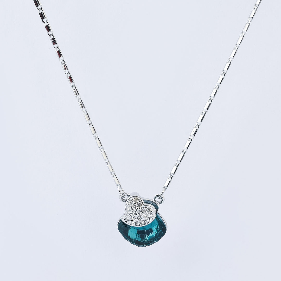 Elegant Pendant Necklace