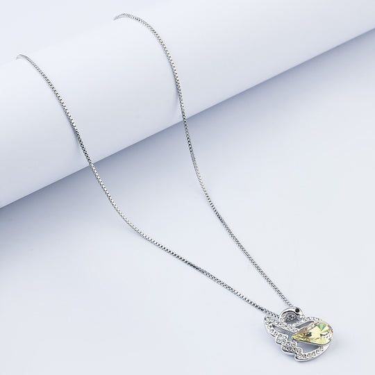 Elegant Pendant Necklace