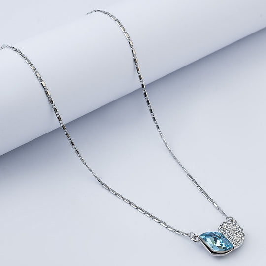 Elegant Pendant Necklace