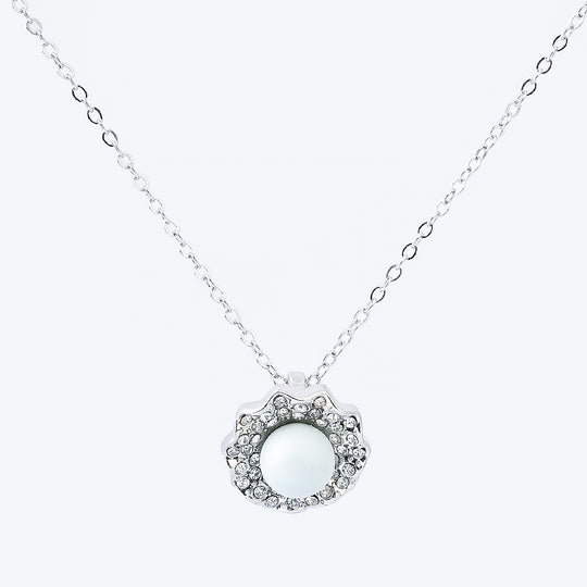 Elegant Pendant Necklace