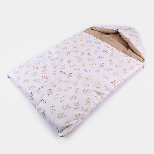 Hooded Carry Nest Printed | 0M+