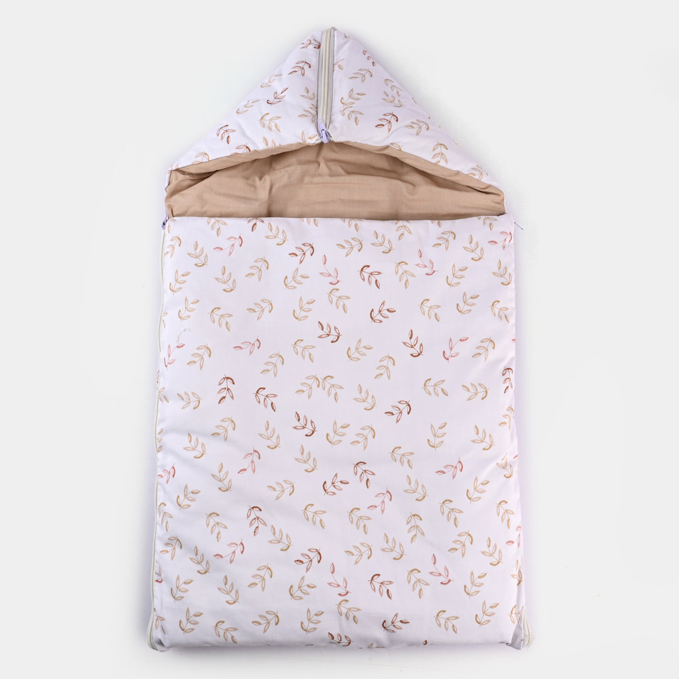 Hooded Carry Nest Printed | 0M+