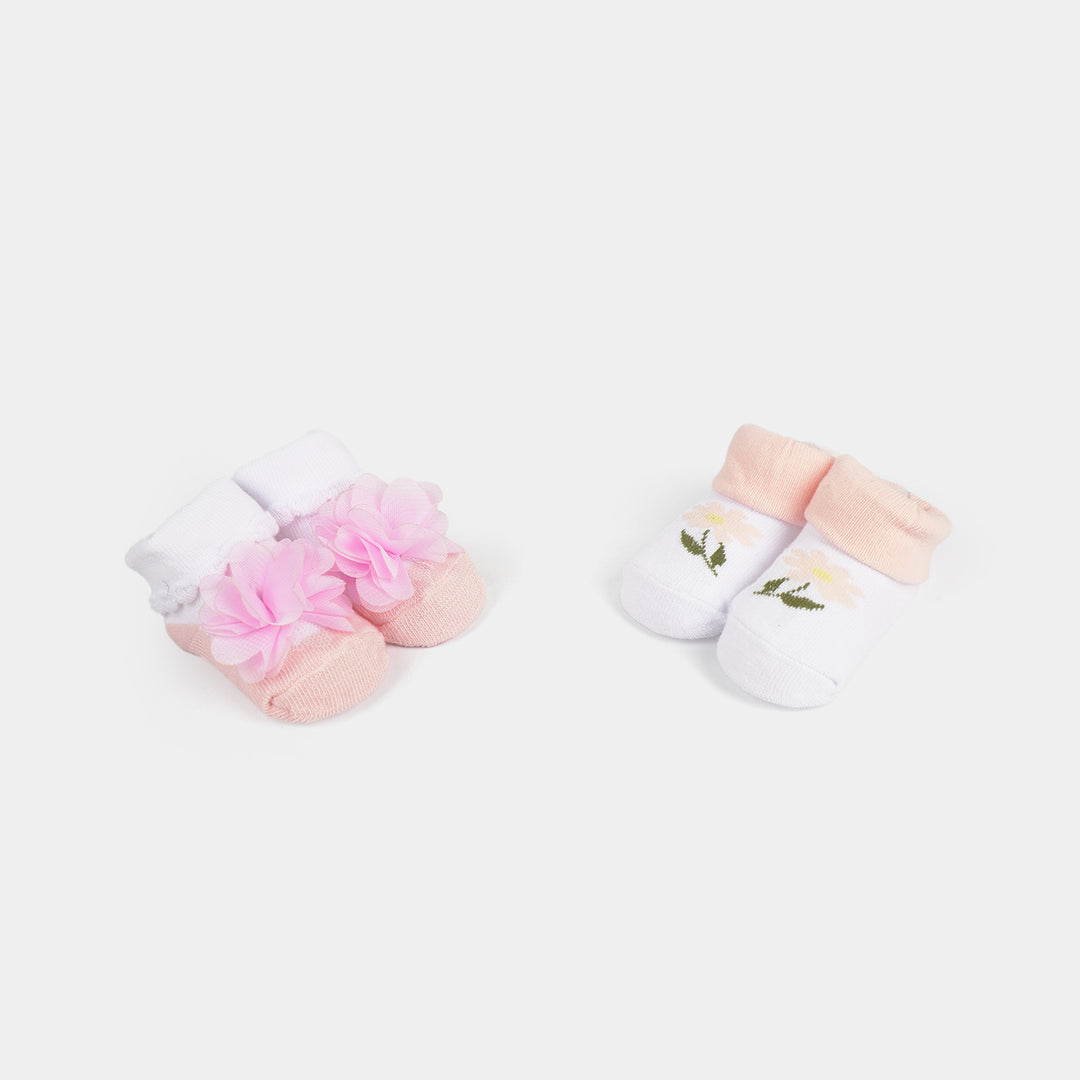 Newborn Soft Wearable Cap and Booties Gift Pack Set