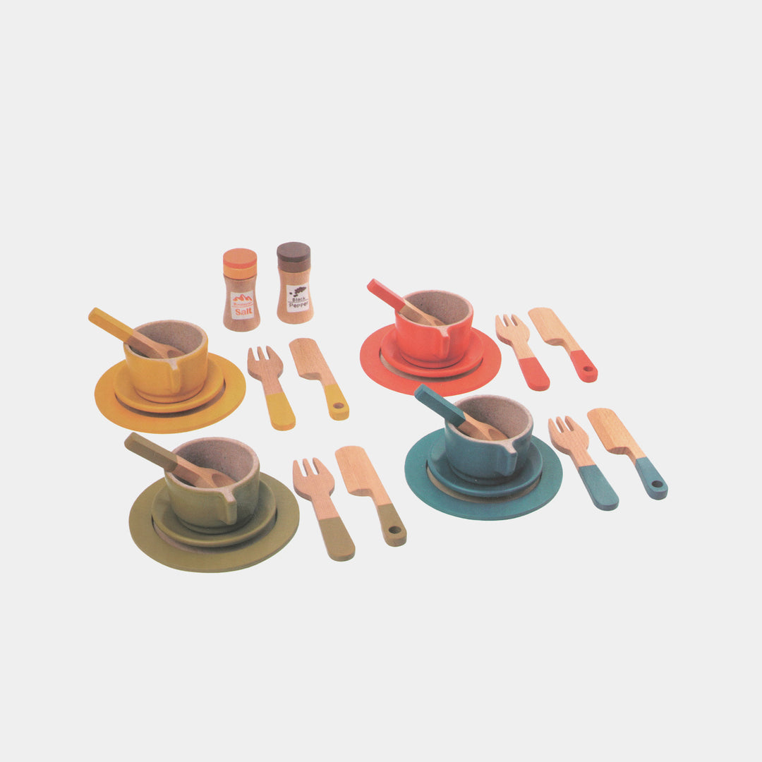 Wooden Play Kitchen Dishes & Cutlery Set -Dining Toy