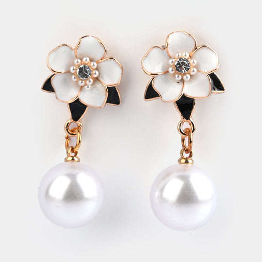 Elegant & Charming Earrings For Girls