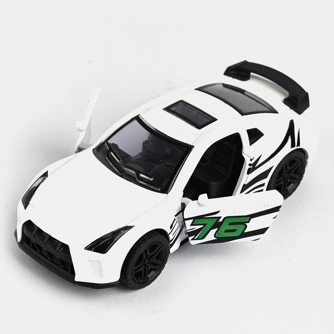 DIE-CAST MODEL PULLBACK CAR WITH LIGHT SOUND