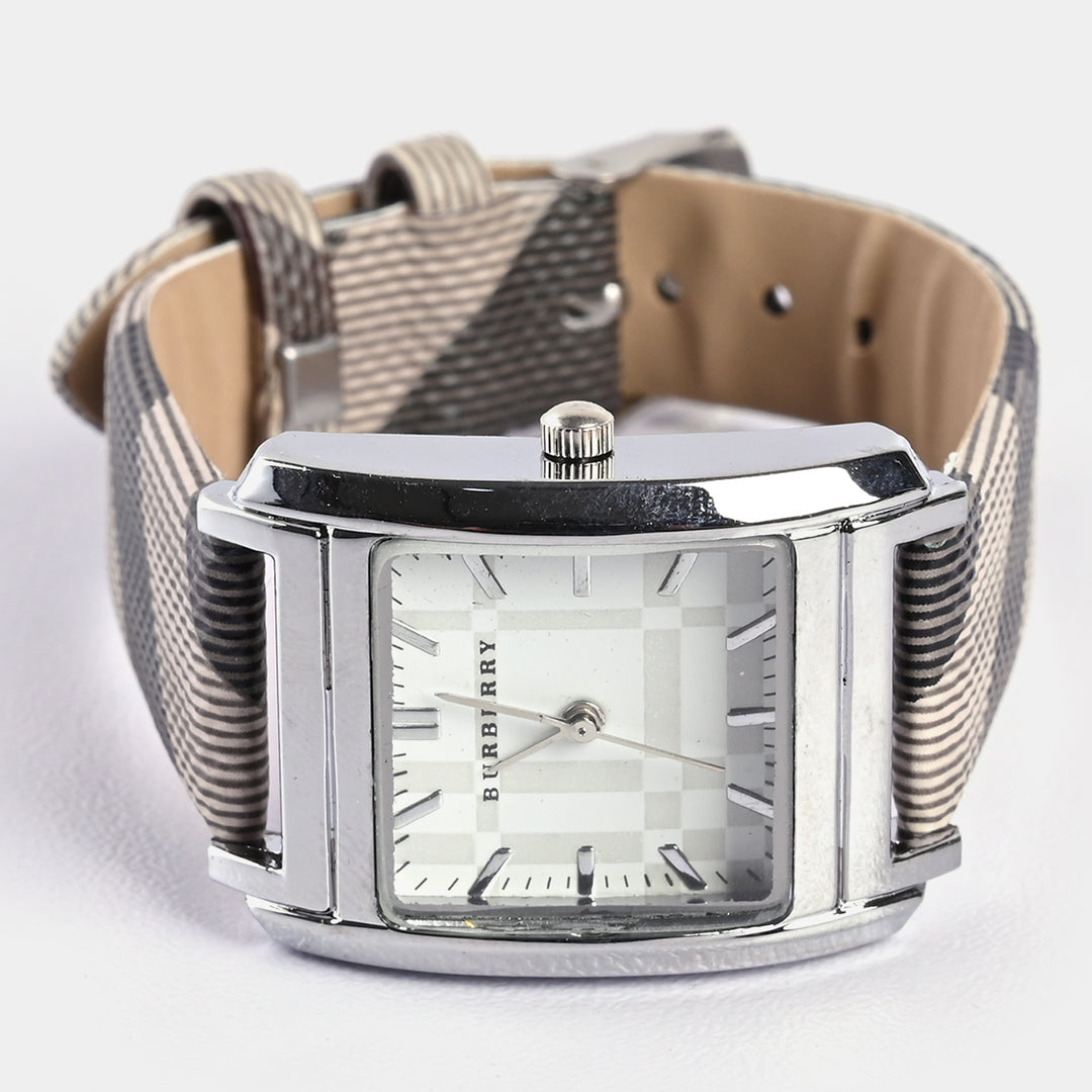 Stylish Check Strap Analog Wrist Watch For Girls