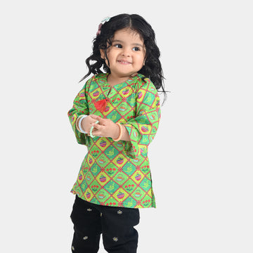 Infant Girls Kettle and Flowers Kurti – Multi