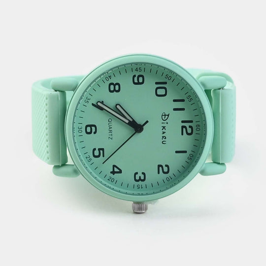 Elegant Analog Wristwatch For Girls